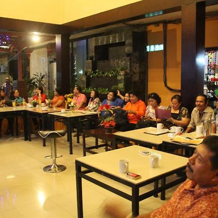 Hotel Sing A Song Pematangsiantar Exteriér fotografie