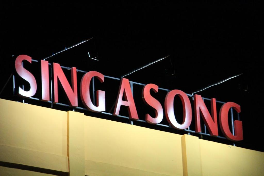 Hotel Sing A Song Pematangsiantar Exteriér fotografie
